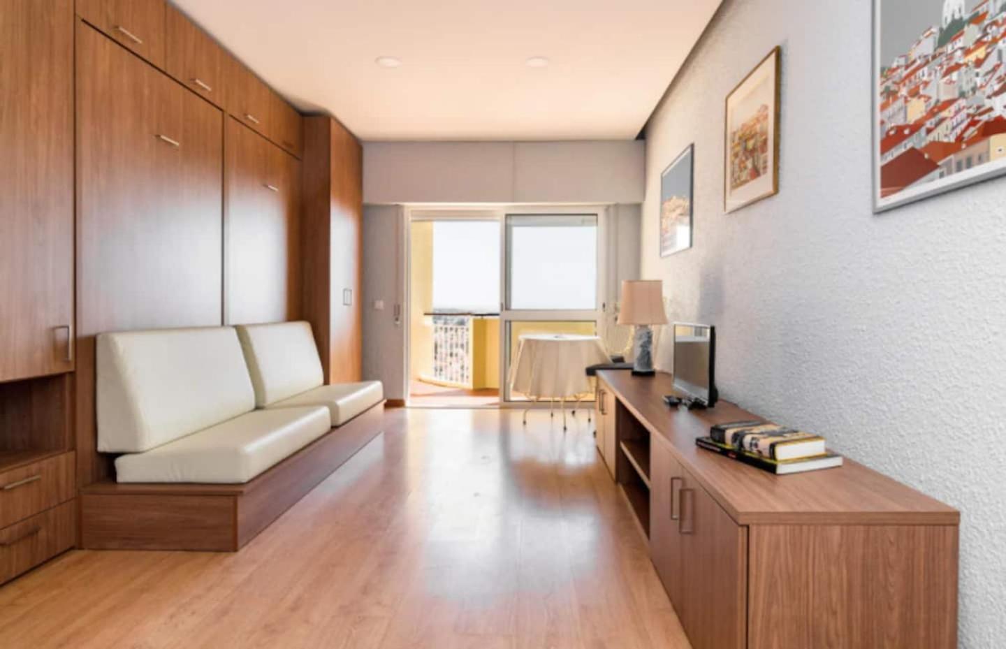 Wonderful Studio In Cascais With Sea View Ngoại thất bức ảnh